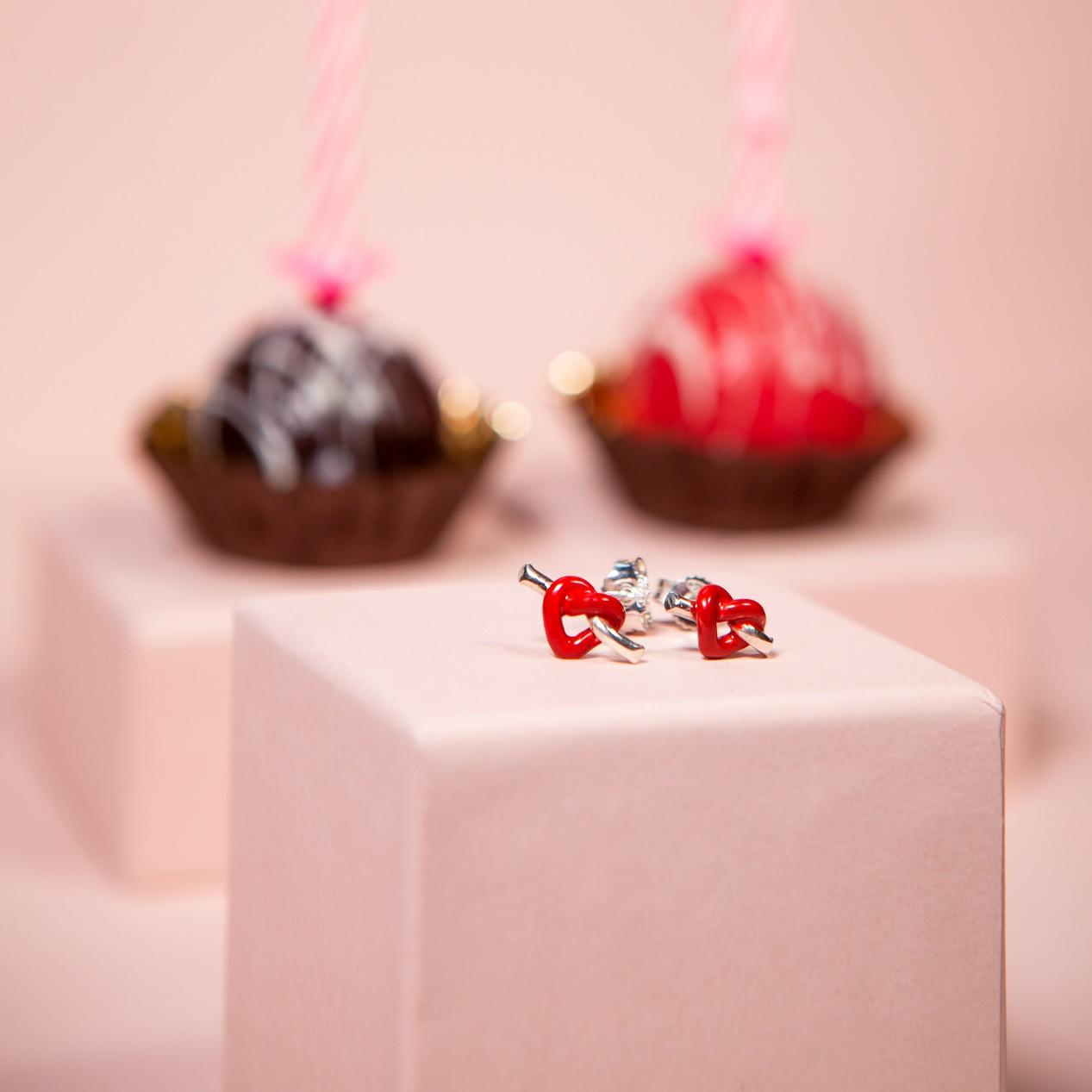 Orecchini Nodo del CUORE STUD